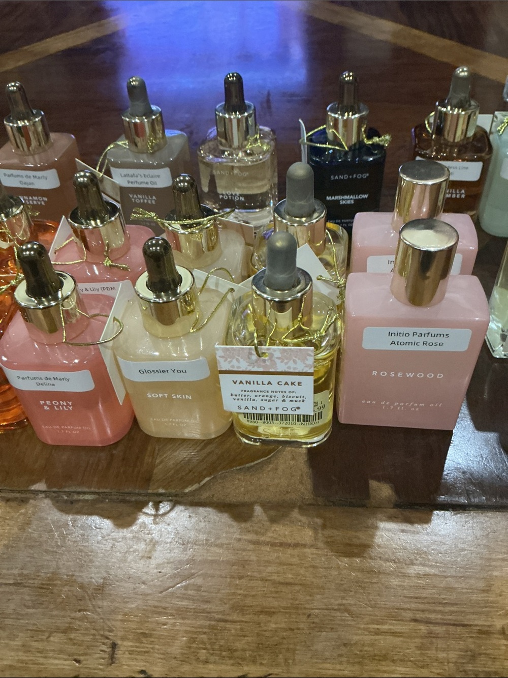 Sand + Fog Perfume Oil. $24 ea. Desc have available scents - Picture 4 of 7